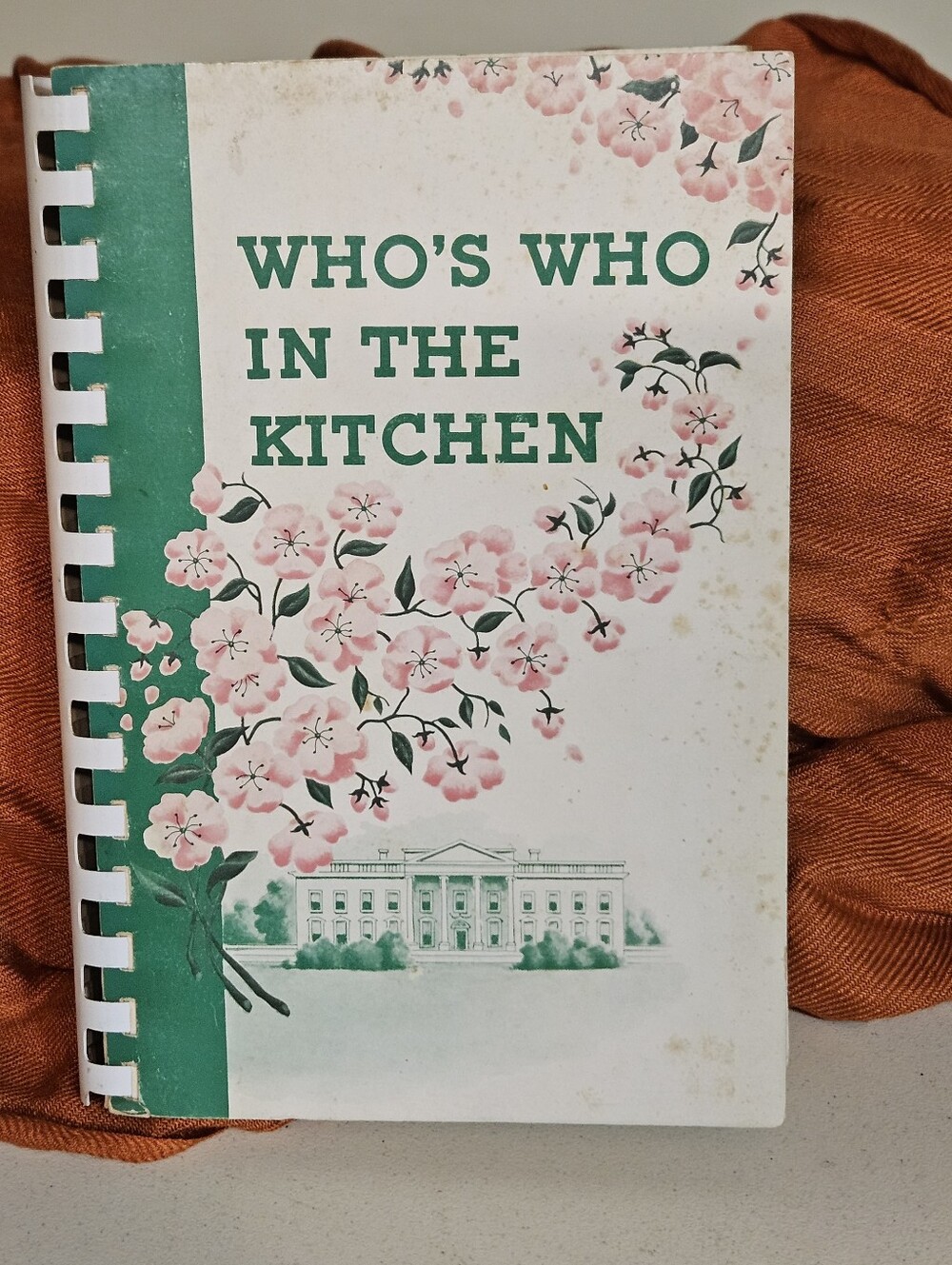 RARE - Who's Who in the Kitchen - 1961 Recipe Book
